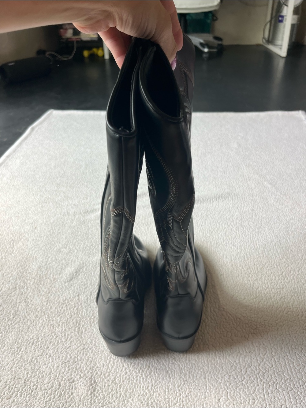 NWT Torrid Black Knee High Western Cowgirl Boots Heeled Womens 10.5WW - Picture 3 of 7